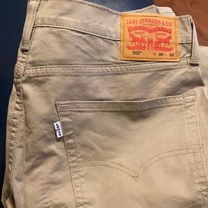 Levi’s pants